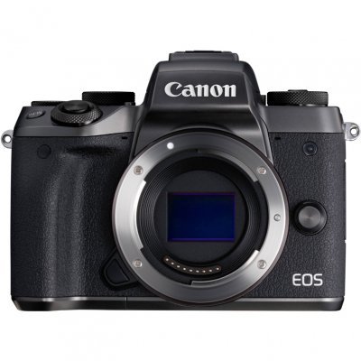    Canon EOS M5 .