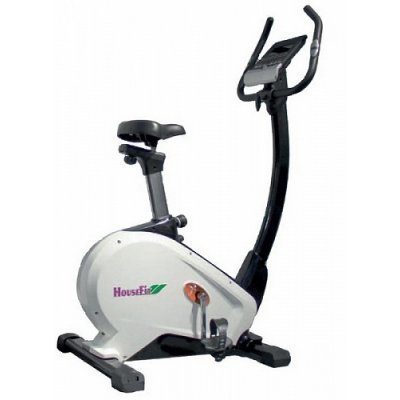 Велотренажер HouseFit HB-8243HPM (8243HPM) Велотренажер HouseFit HB-8243HPM (8243HPM)Велотренажеры HouseFit<br>Электронная 16-уровневая система нагрузки. Маховик, кг: 7 Комфортабельное седло, регулируемое по вертикали. Широкие удобные педали с фиксирующими ремнями. Удобный руль. Транспортировочные ролики. Максимальный вес пользователя, кг: 120 Габариты (Дл х Шр х Вс), см: 100*54*136 Вес, кг: 30<br>