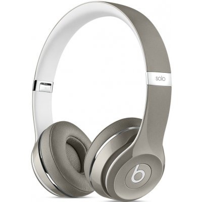 Наушники Beats Solo2 Luxe Edition серебристый (MLA42ZE/A) Наушники Beats Solo2 Luxe Edition серебристый (MLA42ZE/A)Наушники Beats<br>Наушники накладные Beats Solo 2 Luxe Edition 1.36м серебристый проводные (оголовье)<br>