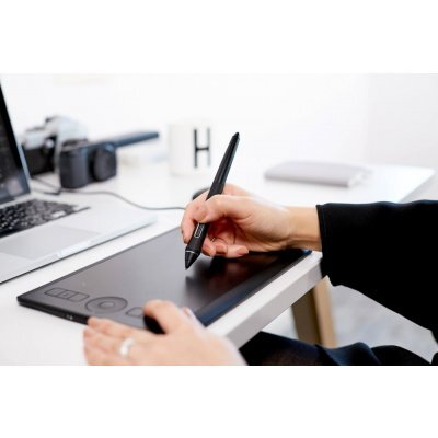 Фото Графический планшет Wacom Intuos Pro Small (PTH-460) - #11