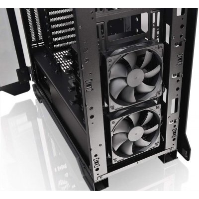     Thermaltake A500 TG /   ATX - #10