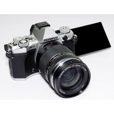    Olympus OM-D E-M5 mark II