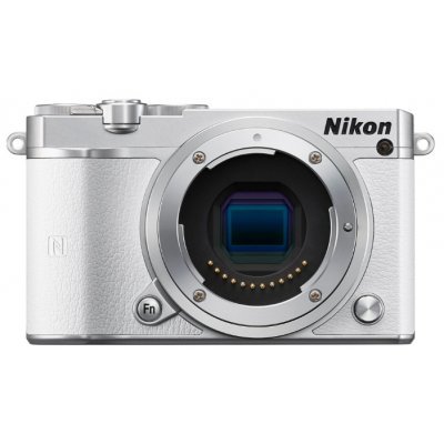 Фото Цифровая фотокамера Nikon 1 J5 Body белый
