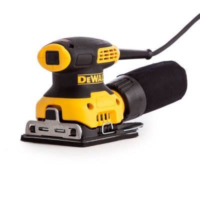    DeWalt DWE6411-QS 230